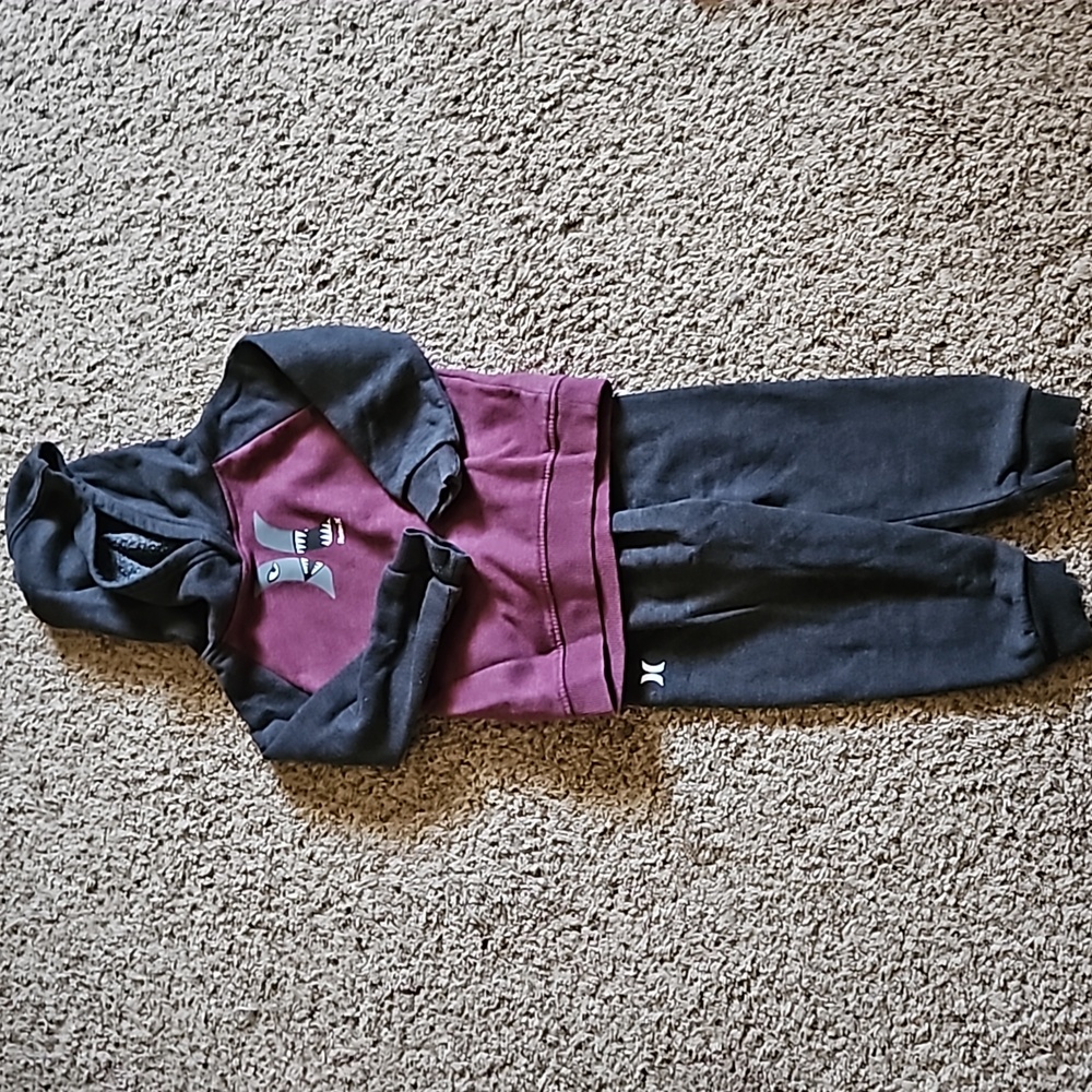 Boy Activewear sets - Picture 3 of 4